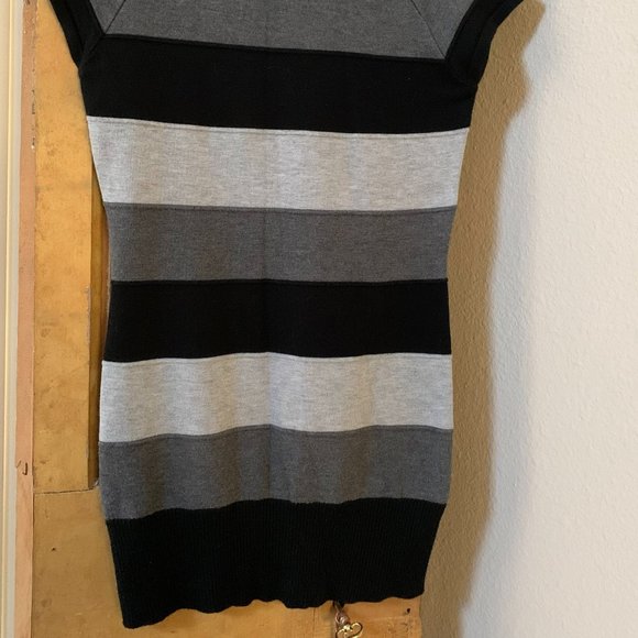 GIRLS SWEATOR - Picture 3 of 3